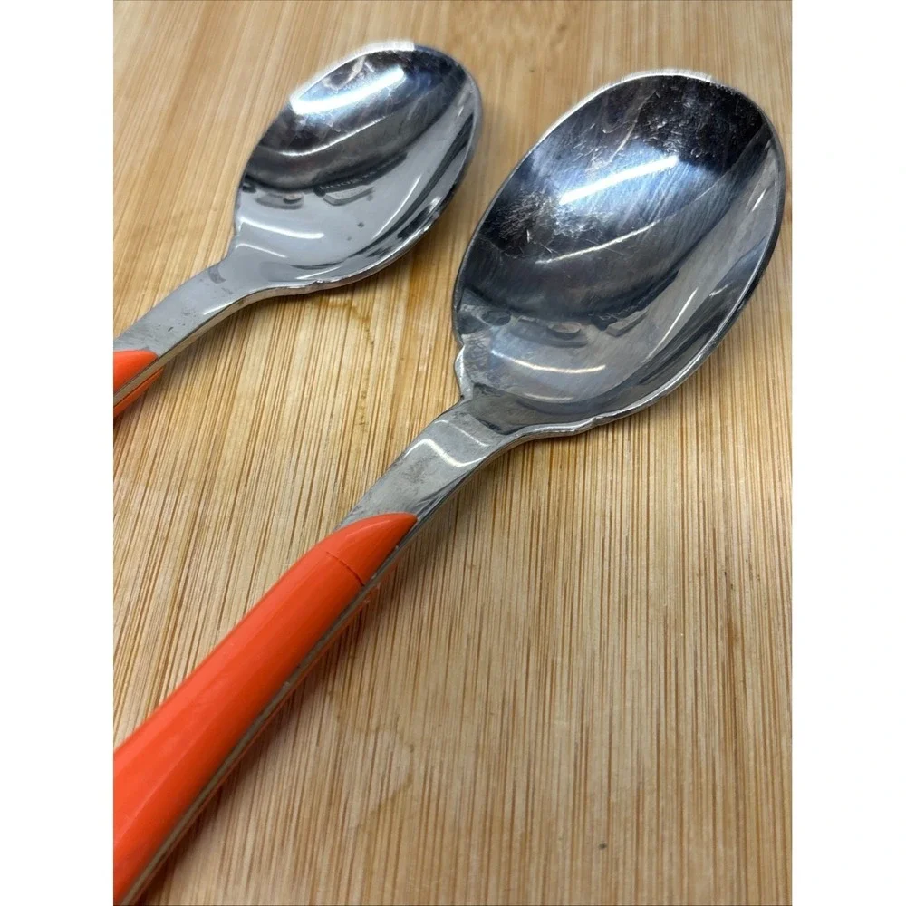 Retired Fiesta Flatware - Swirl Pattern Orange 5-Piece Place Setting Fiestaware